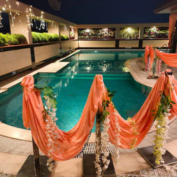 creative-03 swimming